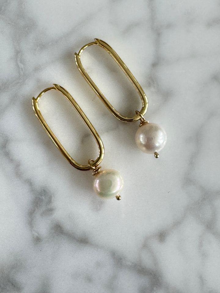 Elongated rectangle hoops with pearl