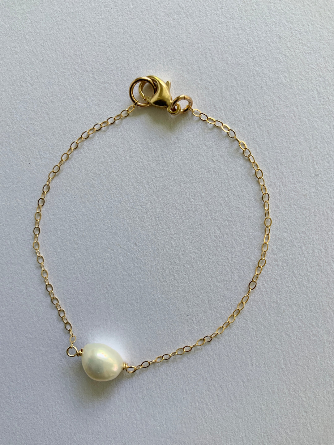 Against the Grain Pearl Bracelet