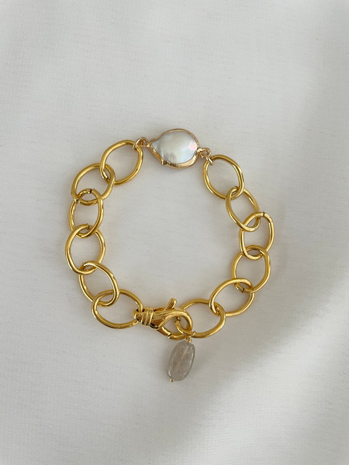 She's A Pearl Bracelet