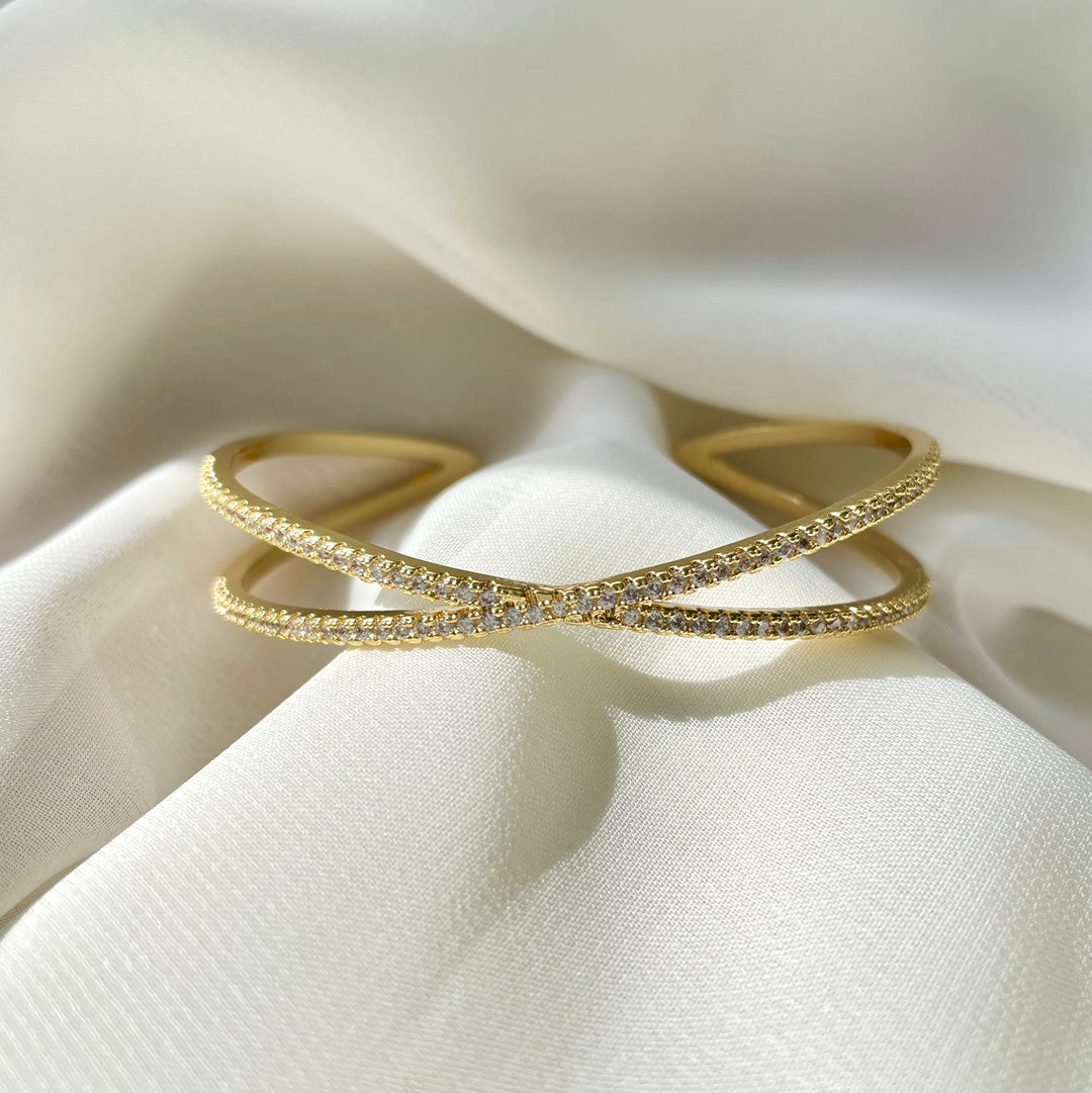 Cross My Heart Bracelet